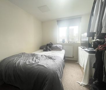 Pettacre Close, SE28 - Photo 2