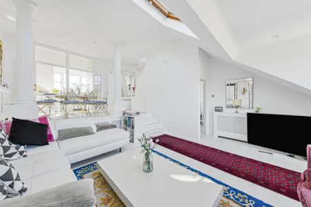 3 bedroom flat to rent - Photo 2