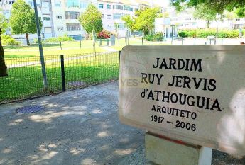 Apartment T3 in Alvalade, Lisboa