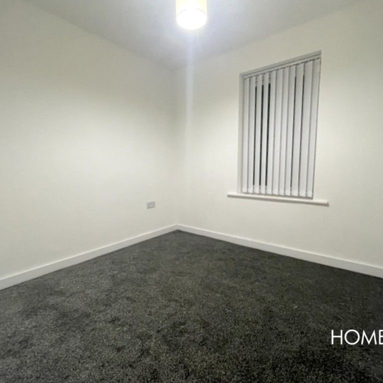 Woodsome Park, Woolton, Liverpool, Merseyside, L25 5HA - Photo 1