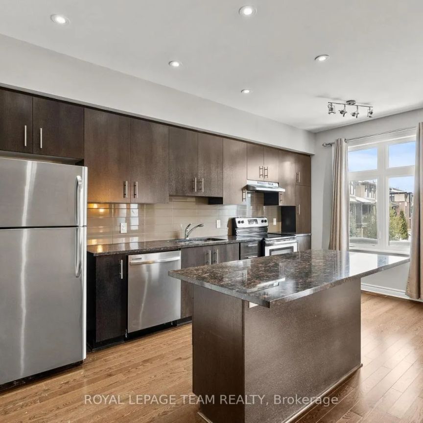 88 STOCKHOLM PRIVATE - Photo 1