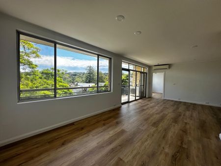 Stunning 3-Bedroom Duplex with Leafy Outlook - Brand New Renovation&excl; - Photo 5