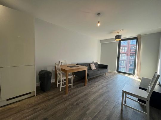 2 bedroom flat to rent - Photo 1