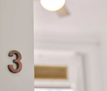Room in a shared 11-bedroom apartment for rent in La Xerea - Photo 6