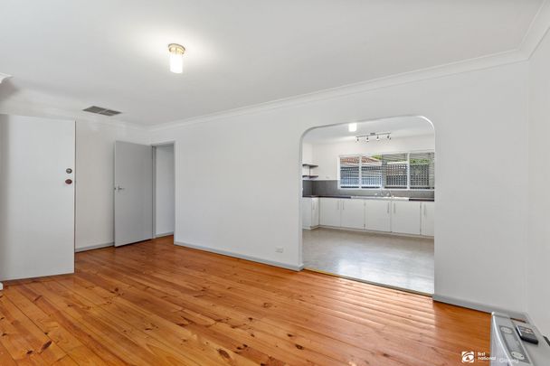 Quiet Front Unit Close to Beach, Cafes & Westfield Marion - Photo 1