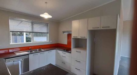 Enjoy a relaxed lifestyle - Photo 4