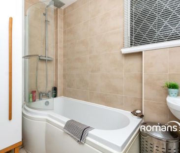 2 bedroom semi-detached house to rent - Photo 5