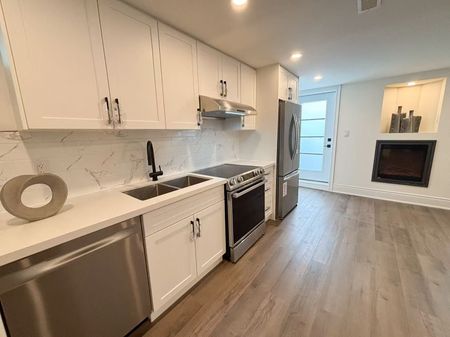 For Lease - 95 Inverness Way Unit# Lower, Bradford West Gwillimbury, Ontario - Photo 4