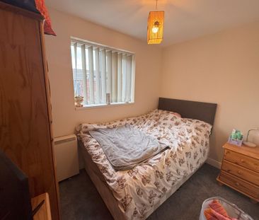 Wold View, Tang Hall - P1834 - Photo 6