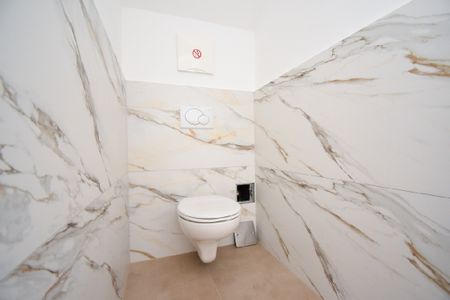 Charmante, komplett sanierte Mietwohnung mit Blick auf die Gleichenberger Kogeln …! - Photo 5