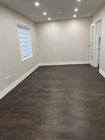 For Lease - 2380 Bridge Road, Oakville, Ontario - Photo 3