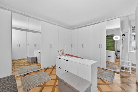 Rent a 5 rooms apartment in Luzern - Foto 4