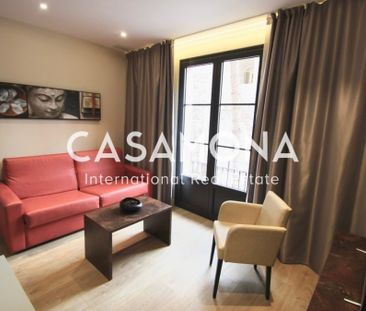 Stylish 2 Bedroom Apartment close to La Rambla - Photo 1