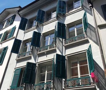 Sanierte 2 1/2-Zimmer Wohnung mitten in der Altstadt - Photo 5
