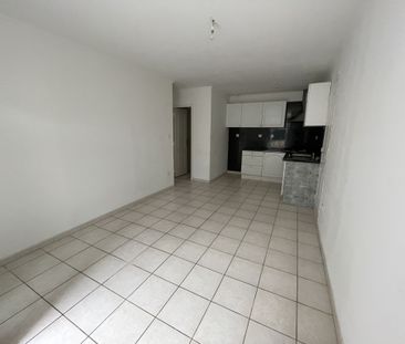 Location Appartement 2 pièces 39m² NIMES 30000 - Photo 1