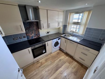 2 bedroom apartment to rent - Photo 2