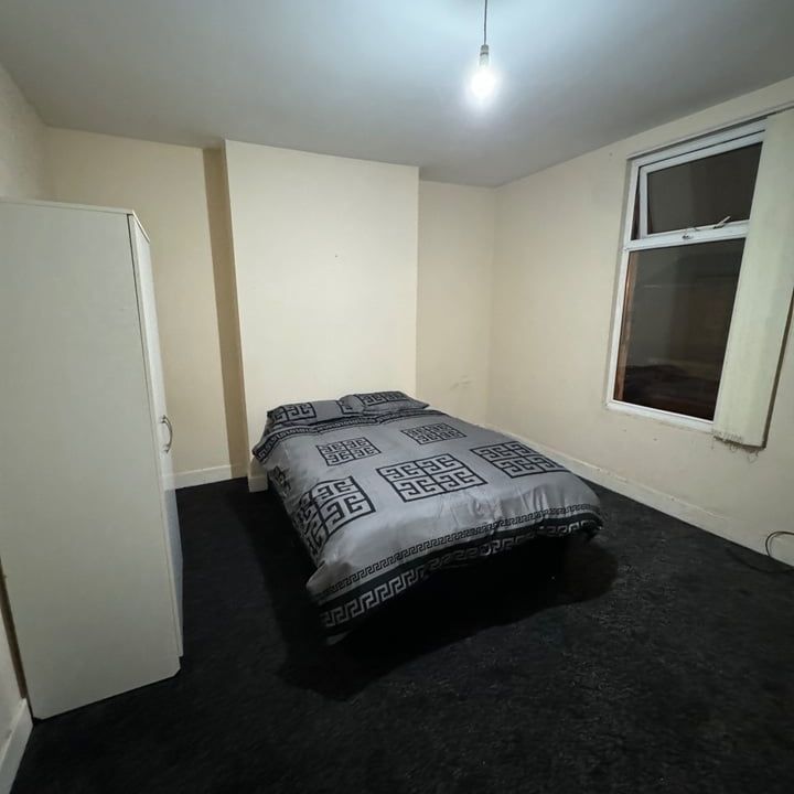 Room in a Shared House, Newport Road, B12 - Photo 1