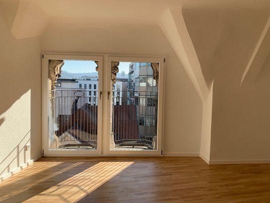 Attraktive 2-Zimmer-Stadtwohnung mit kleinem Balkon - Photo 1