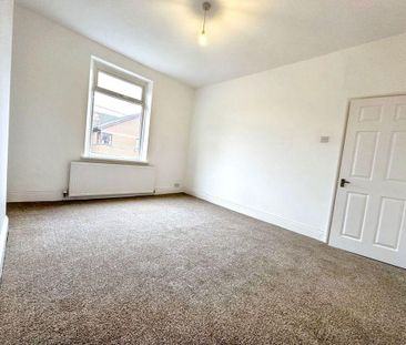 3 bed upper flat to rent in DH4 - Photo 6