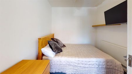 5 bedroom house to rent - Photo 4