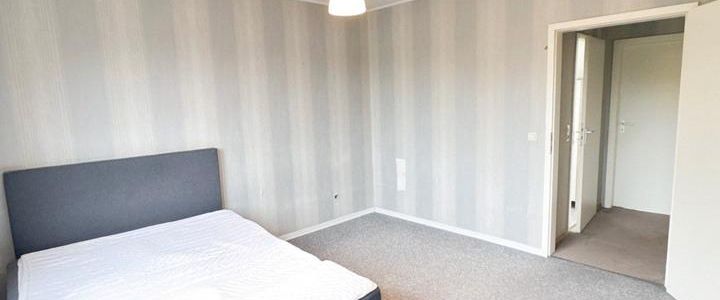 Einziehen & wohlfühlen – teilmöblierte 3-Zimmer-Wohnung mit Balkon - Photo 1