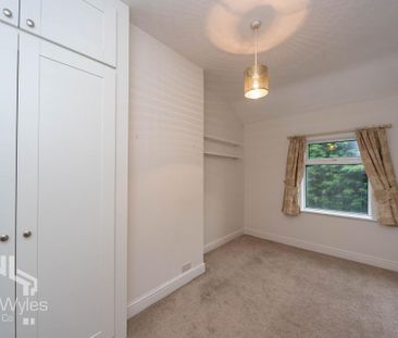 2 bedroom terraced house to rent - Photo 4