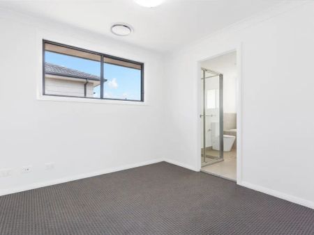 “Sundrenched corner home” - Photo 4