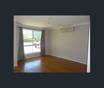 COOL SEA BREEZES WITH LARGE UNDERED REAR COVER PATIO - Photo 6