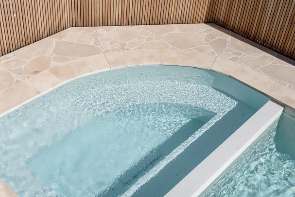 61 Peronne Avenue, Clontarf NSW 2093 - House For Rent | Domain - Photo 1