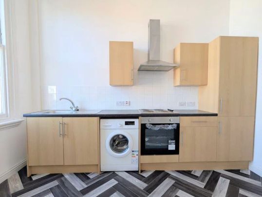 Second Floor Apartment, Lord Street, Southport, Merseyside, PR8 - Photo 1