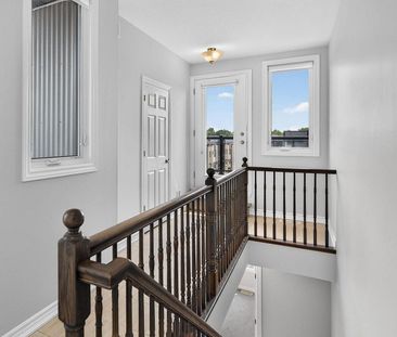 For Lease - 1440 Hemlock Road, Manor Park - Cardinal Glen and Area,... - Photo 1