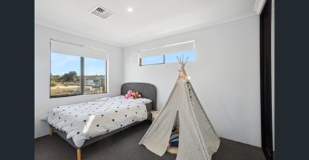 Modern living with room to make it your own - Photo 4
