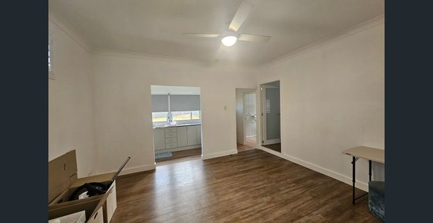 CBD Cottage - Photo 1