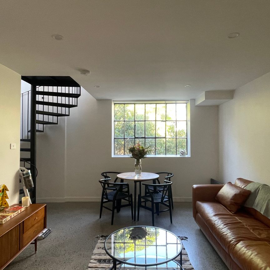 Camperdown - Photo 1