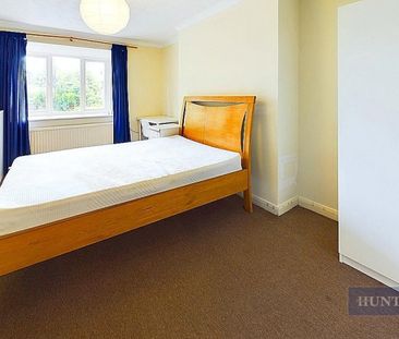 4 bedroom House To Let Total Size: 1238 SQ FT - Photo 5