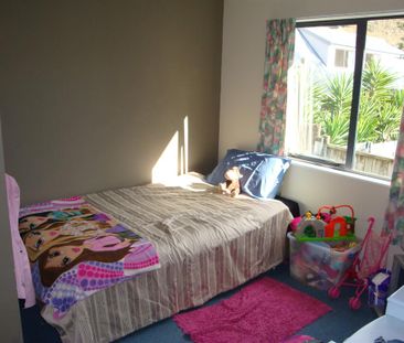 Welcome Bay Neat and Tidy - Welcome Bay - Photo 1