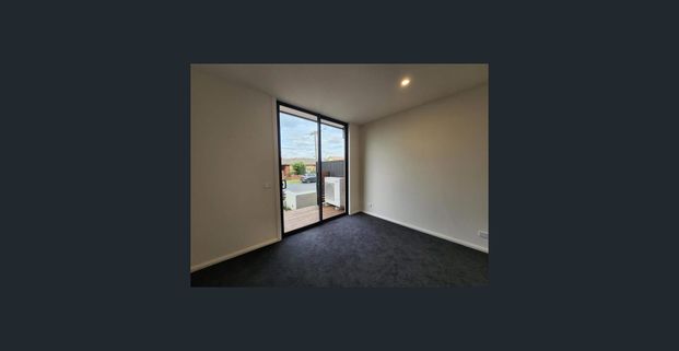 INSPECT Saturday 15 November 4.00-4.15pm - Photo 1