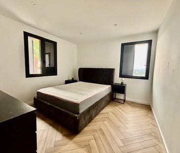 NICE OUEST - MAISON 3 PIECES MEUBLE- PARKINGS - Photo 1