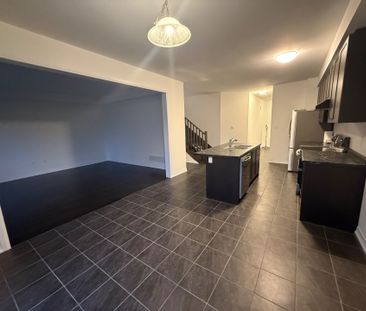 For Lease - 116 Velvet Way, Thorold, Ontario - Photo 1