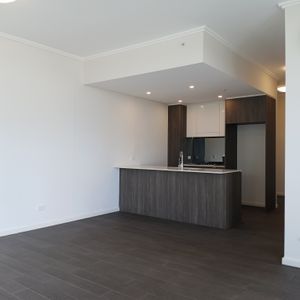 Modern two bedroom unit on 6th floor - Photo 3