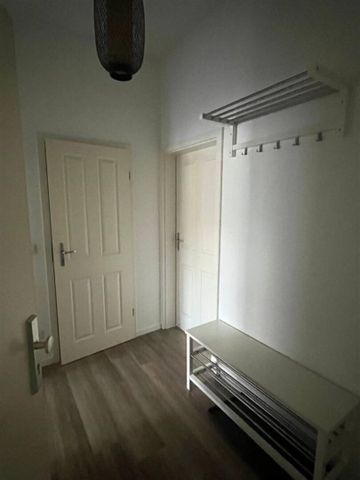 Immobilien-Richter: Möblierte 2-Zimmer-Wohnung in Düsseldorf-Unterbilk - Photo 3