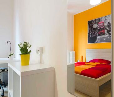 Via Giovanni Pezzotti, Milan, Lombardy 20141 - Foto 1