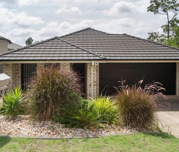 Modern Family Home in Central Location - Photo 6