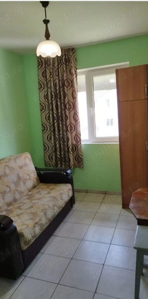GARSONIÉRĂ ÎN CHIRIE, PODUL DE PIATRĂ - Fotografie 1