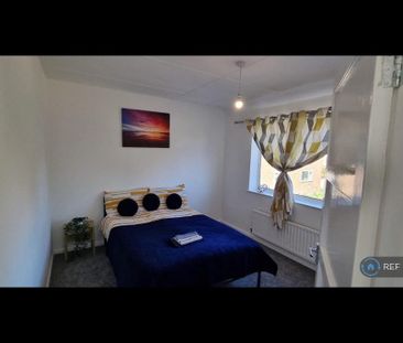 2 bedroom semi-detached house to rent - Photo 4