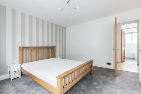 Carston Close, Lee, SE12 - Photo 5