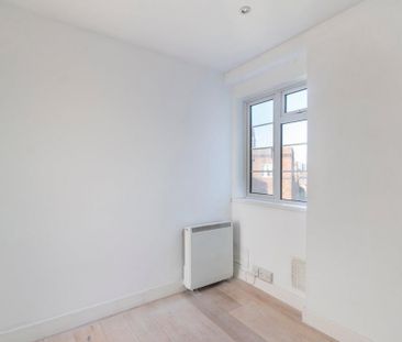 3 bedroom flat to rent - Photo 1