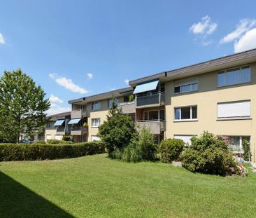 Sanierte Wohnung im Herzen von Zürich-Affoltern - Photo 1