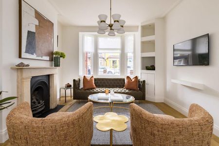 3 bedroom terraced house to rent - Photo 3