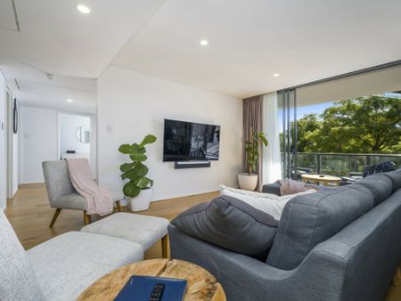 1/50 Royal Street, East Perth - Photo 2